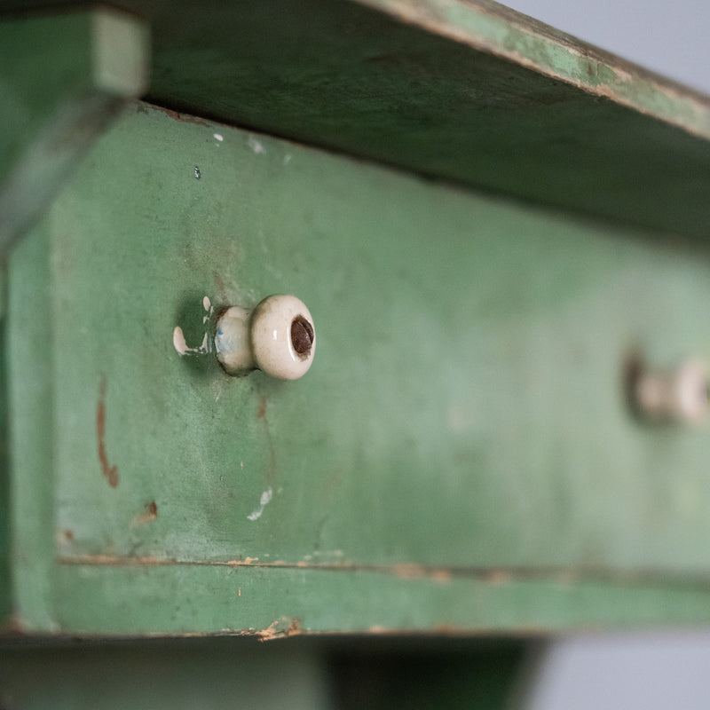 green shelf | Scott Landon Antiques and Interiors.
