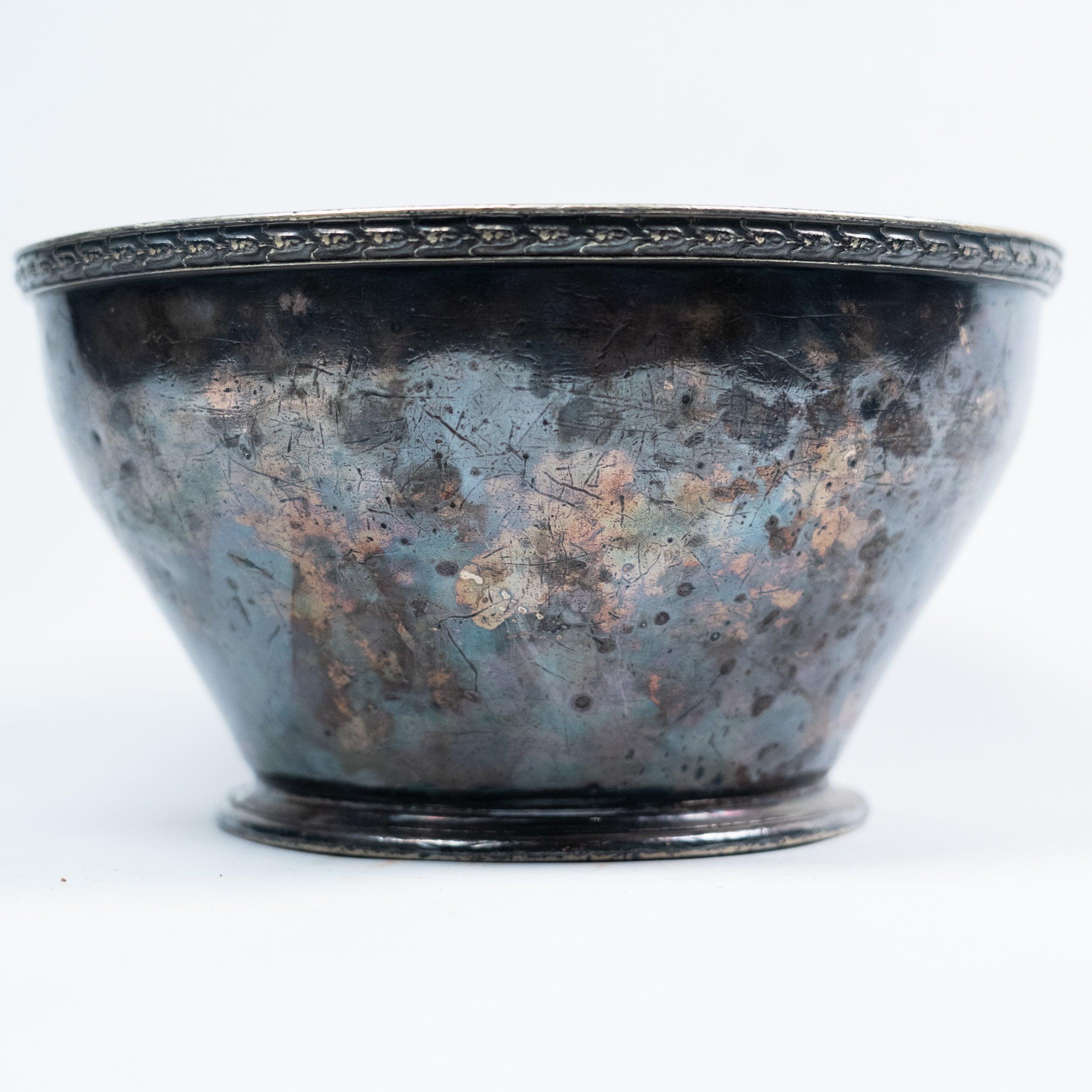 silver bowl | Scott Landon Antiques and Interiors.