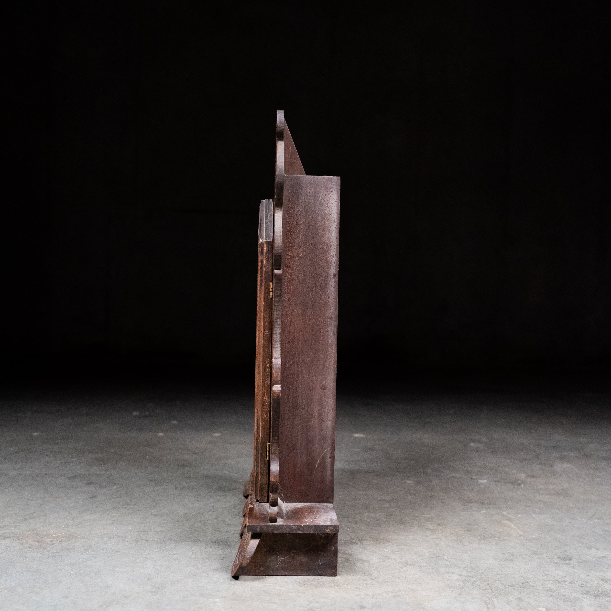 clock | Scott Landon Antiques and Interiors.