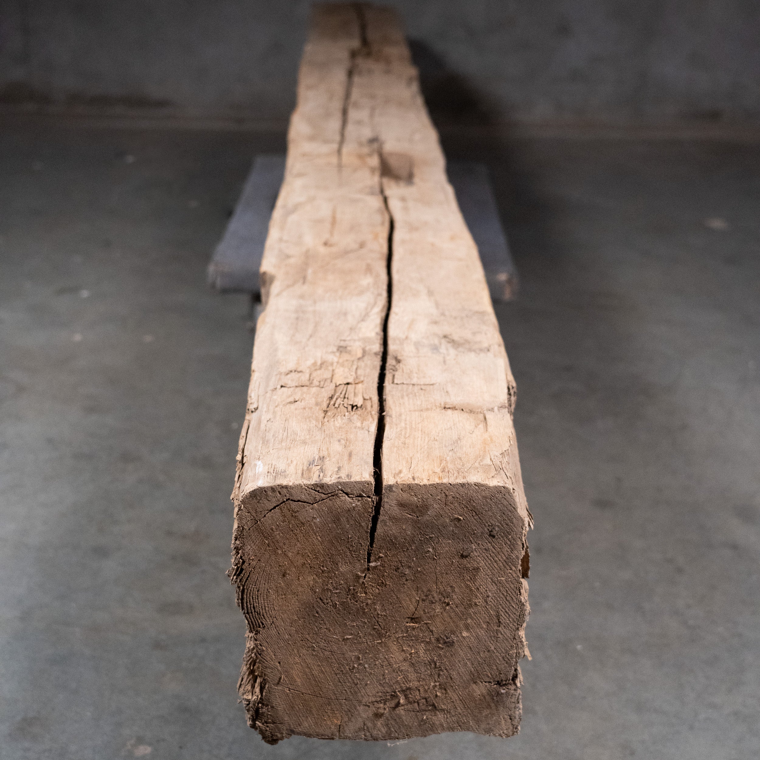 1820 large hand hewn pine wood beam