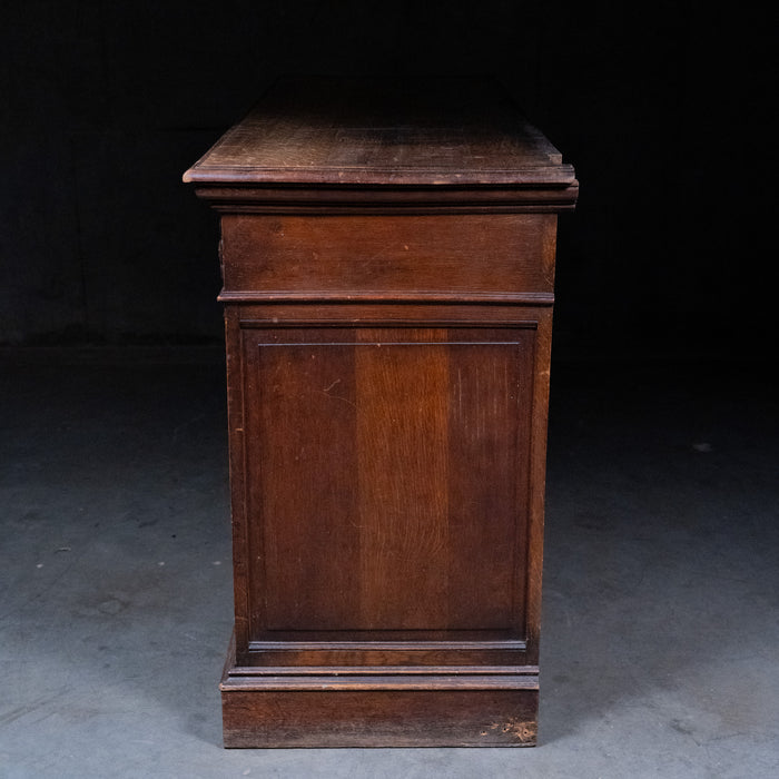Late Victorian English Carved Oak Sideboard with Mirror Back, c. 1890