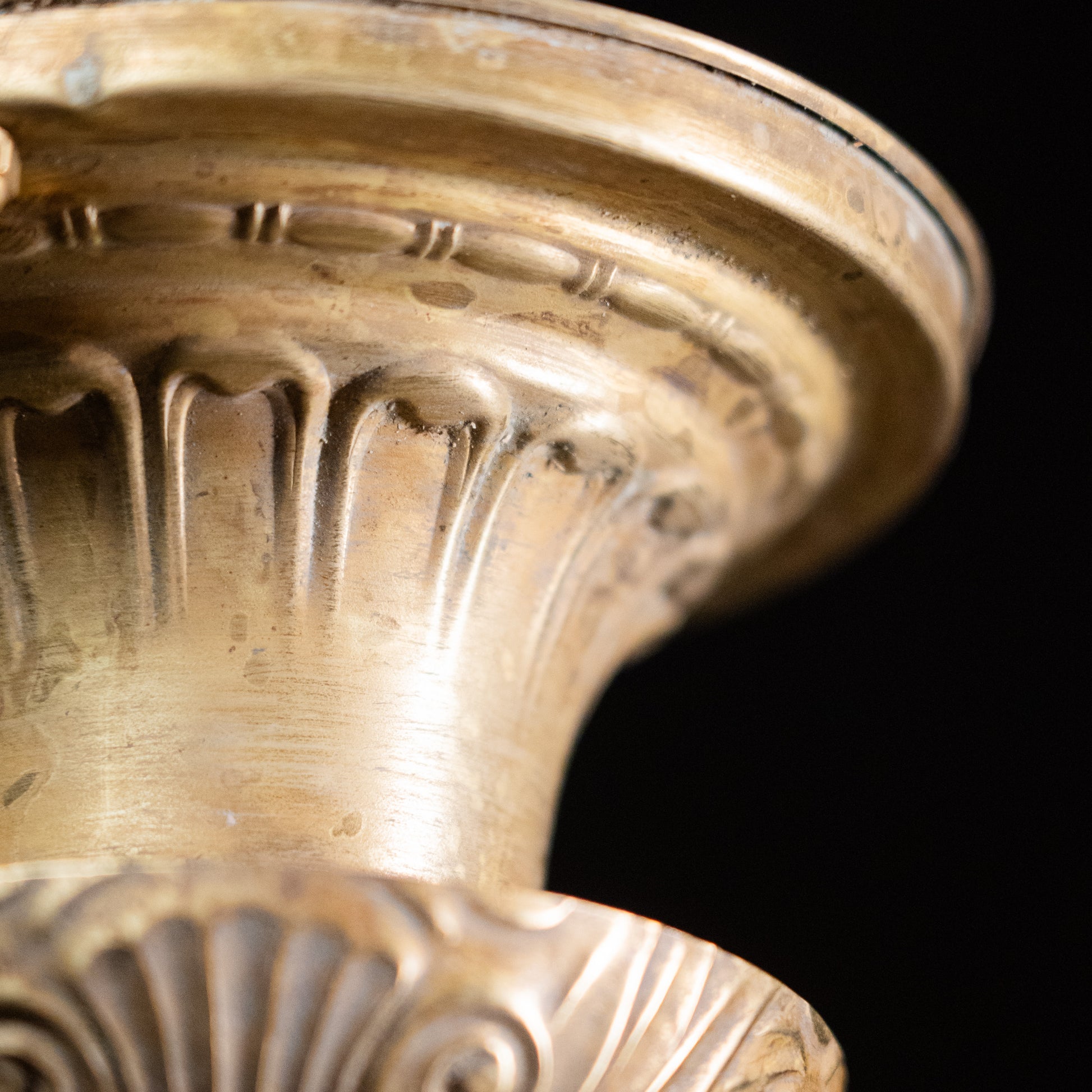 small flush mount | Scott Landon Antiques and Interiors.