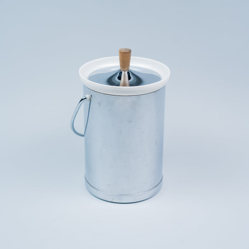 ice bucket | Scott Landon Antiques and Interiors.
