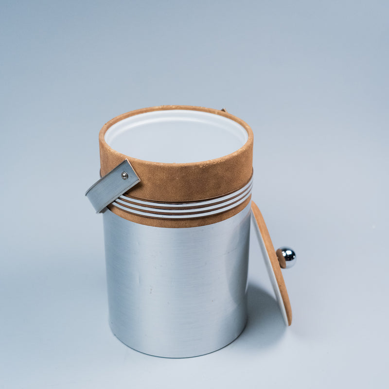 ice bucket | Scott Landon Antiques and Interiors.