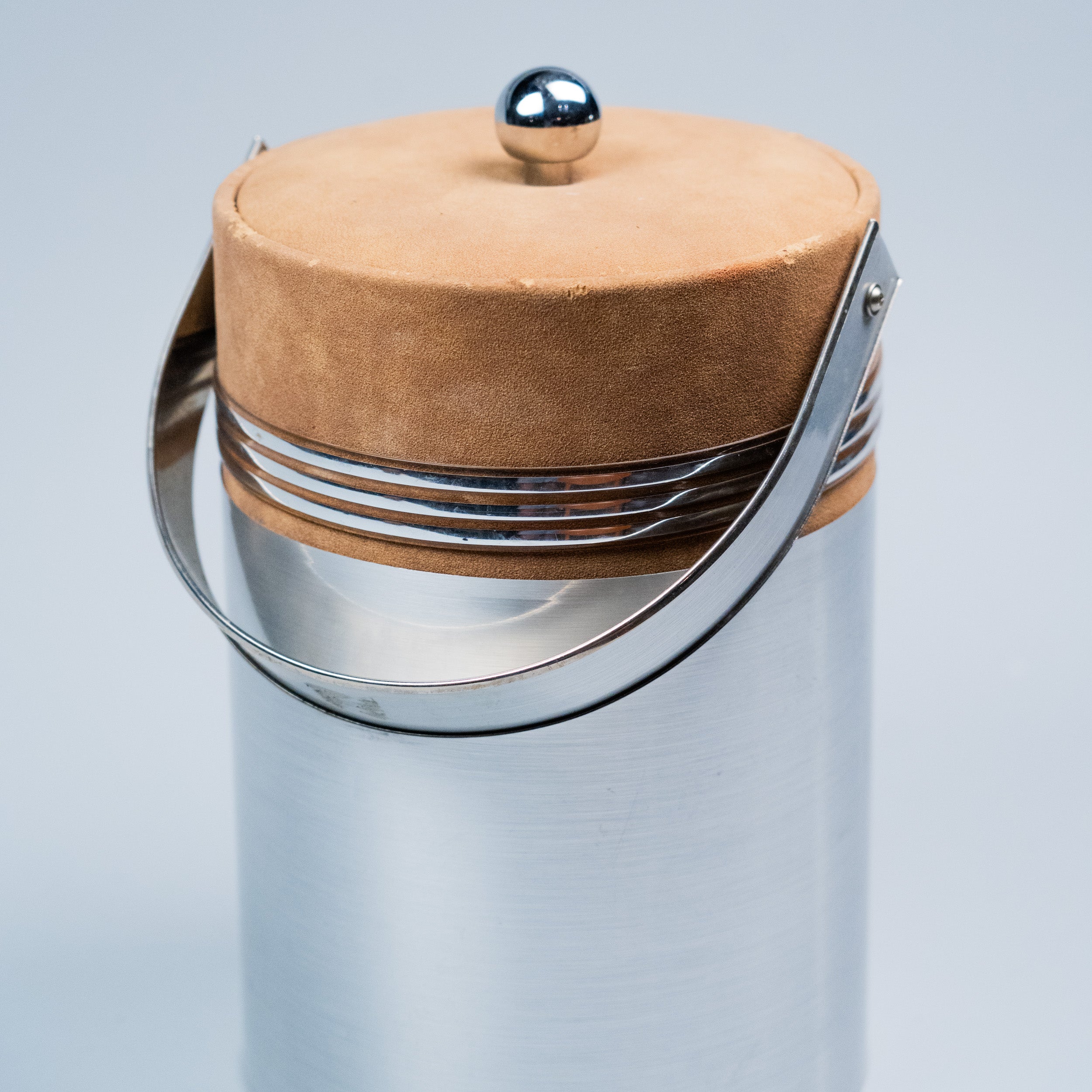 ice bucket | Scott Landon Antiques and Interiors.
