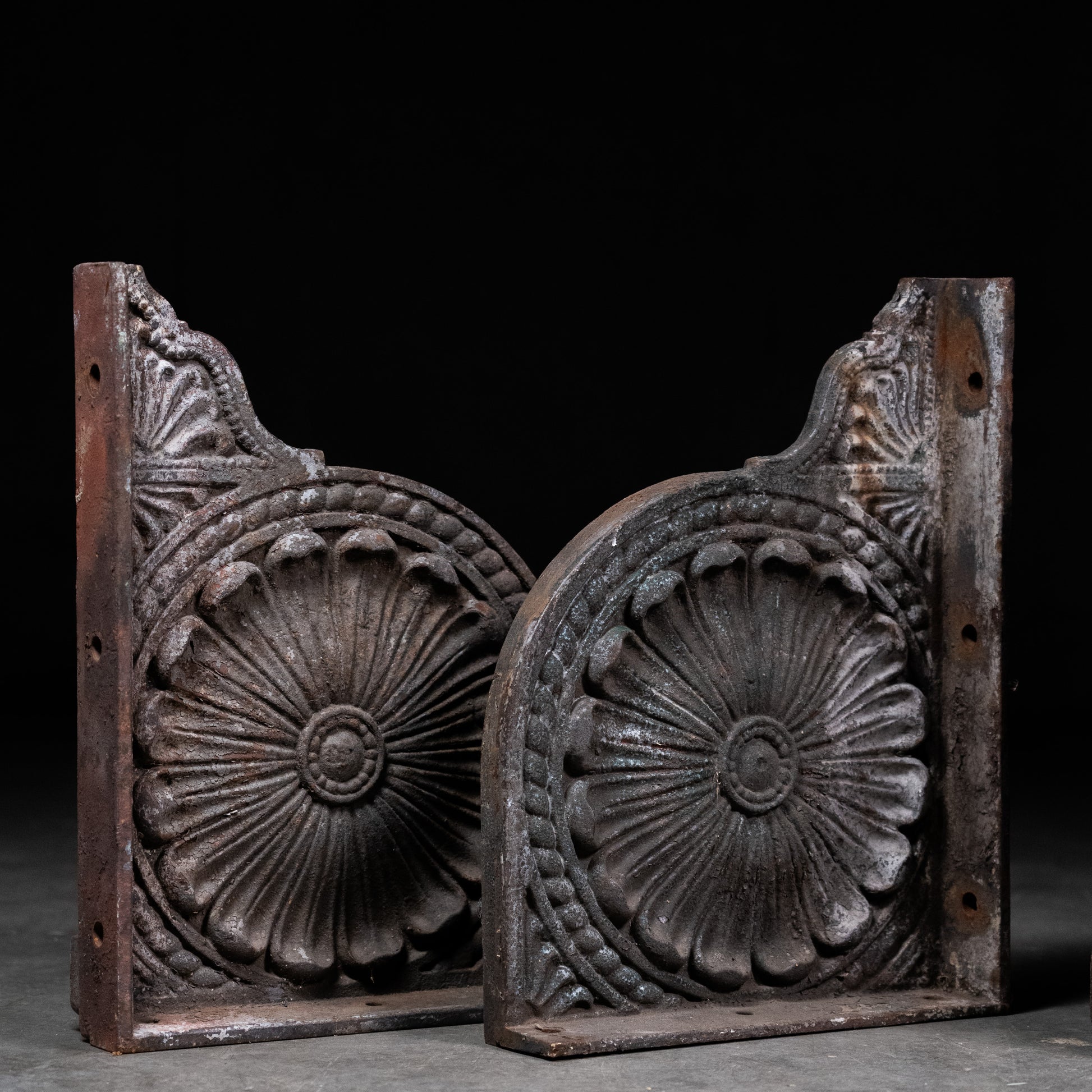 brackets | Scott Landon Antiques and Interiors.