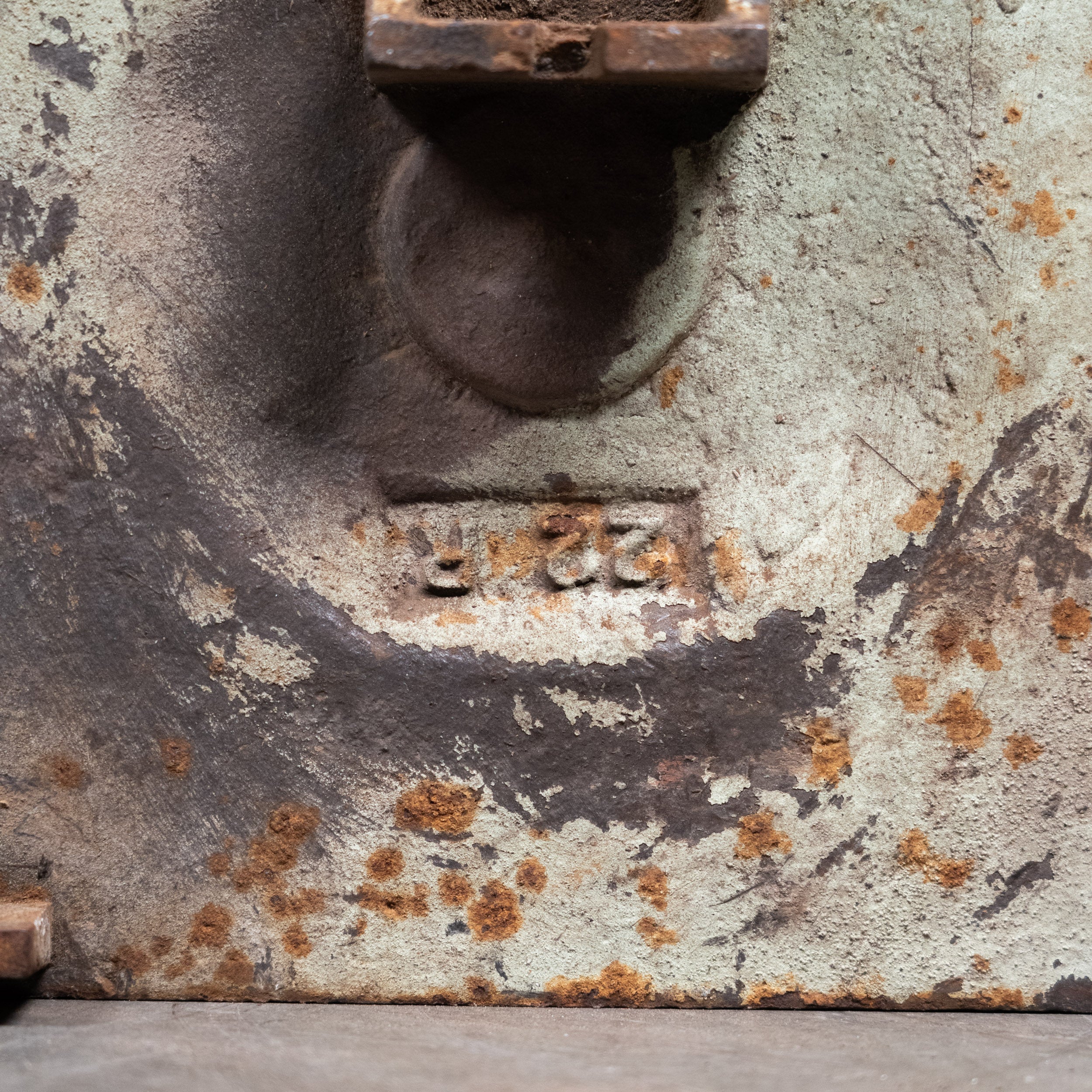 brackets | Scott Landon Antiques and Interiors.