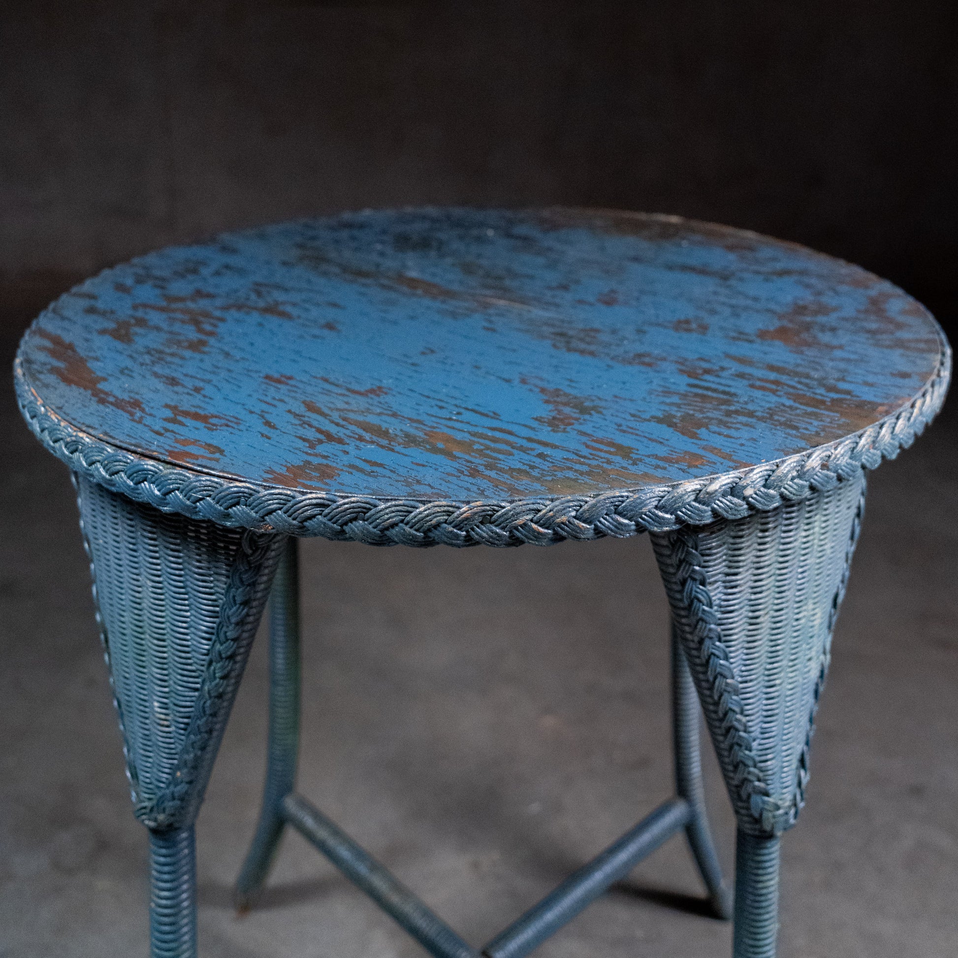 table | Scott Landon Antiques and Interiors.
