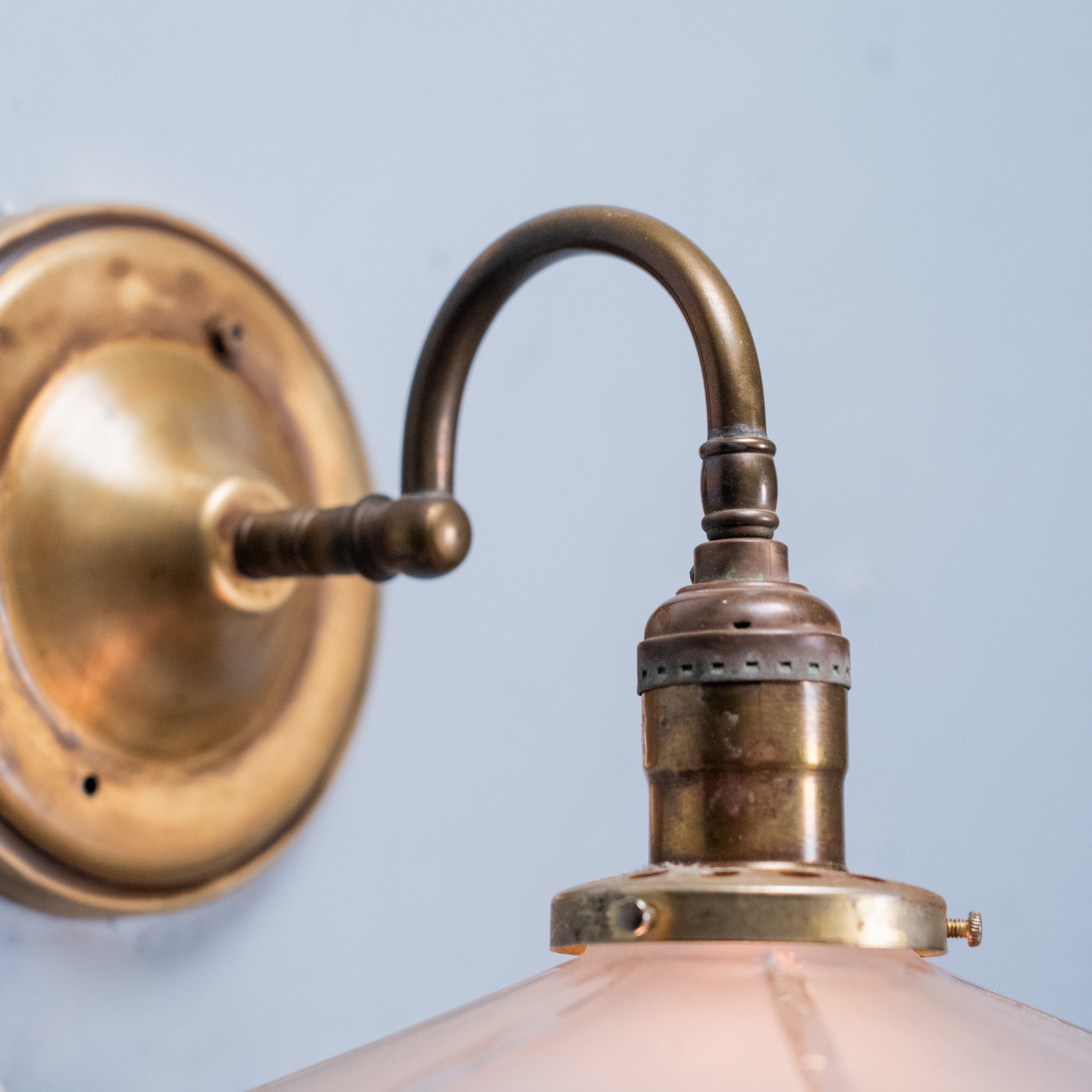 single sconce | Scott Landon Antiques and Interiors.