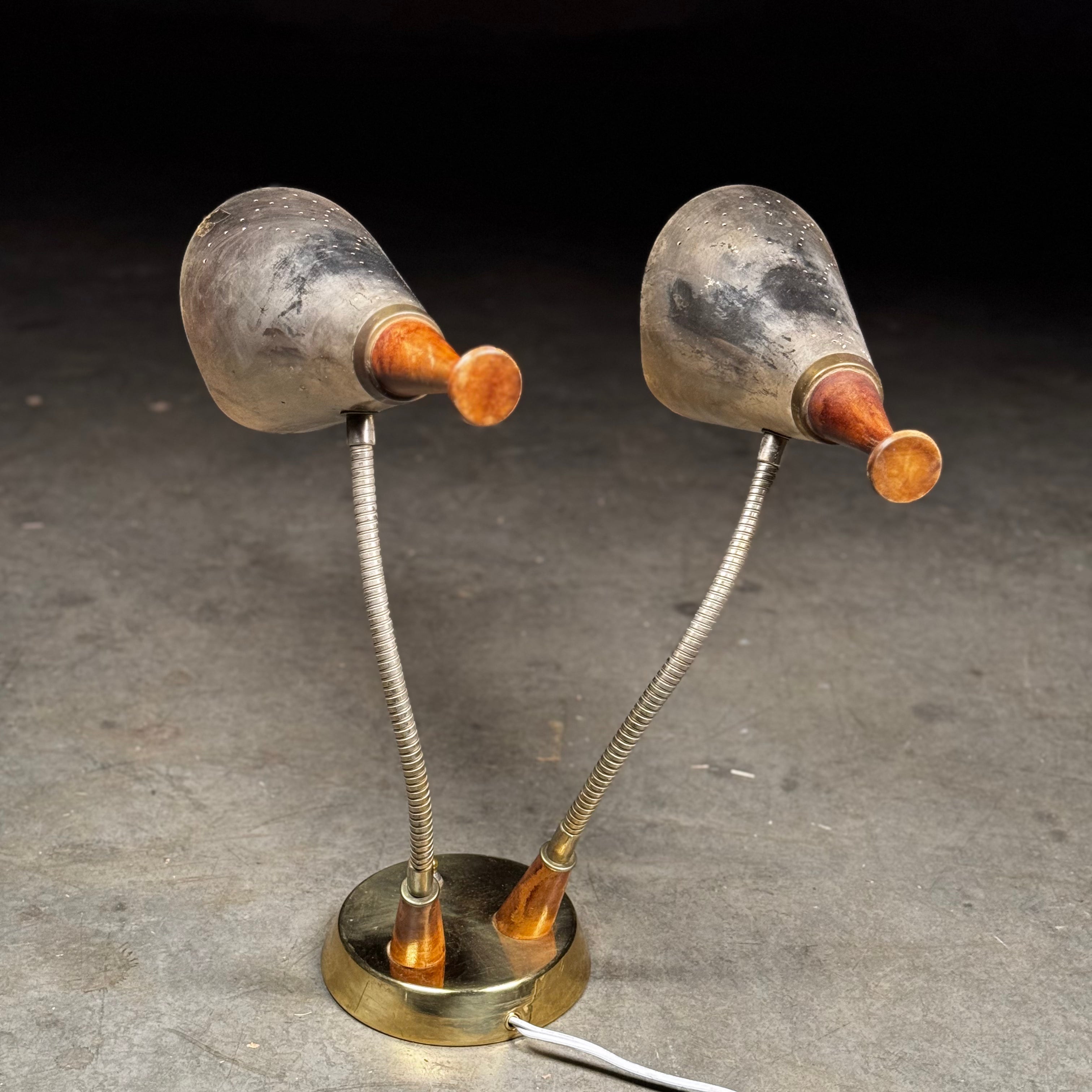 Mid-Century Modern Double Headed Gooseneck Desk Lamp Mid-Century Modern Double Headed Gooseneck Desk Lamp