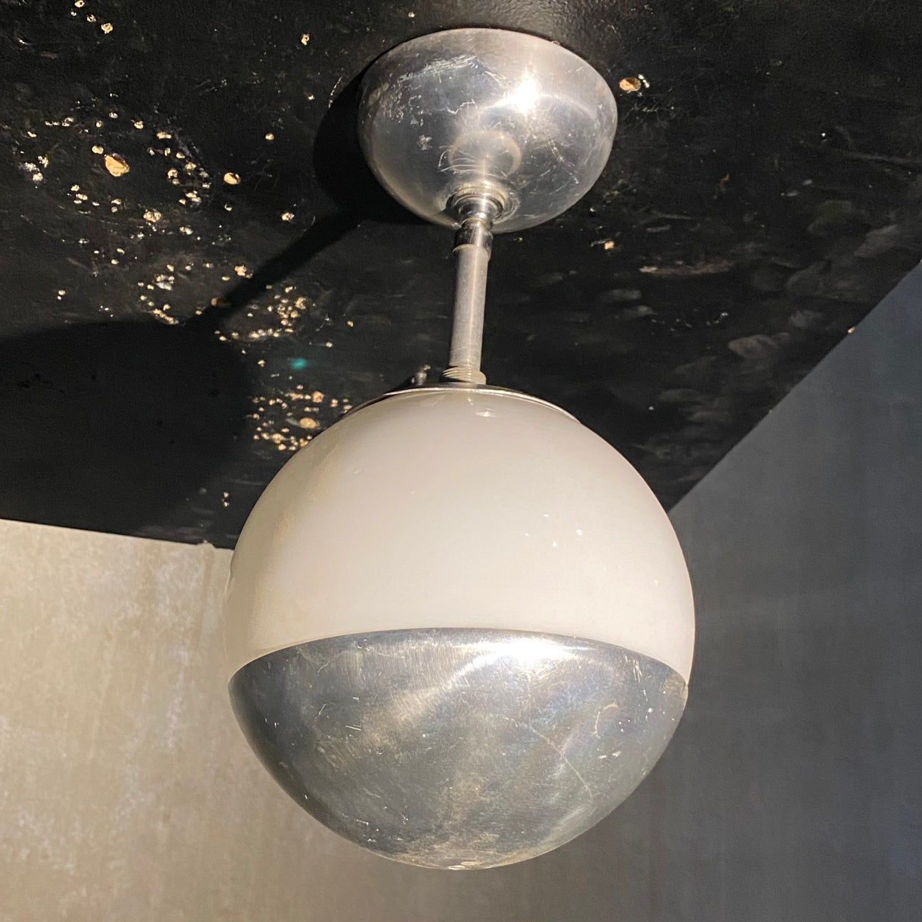 Mcm store globe light
