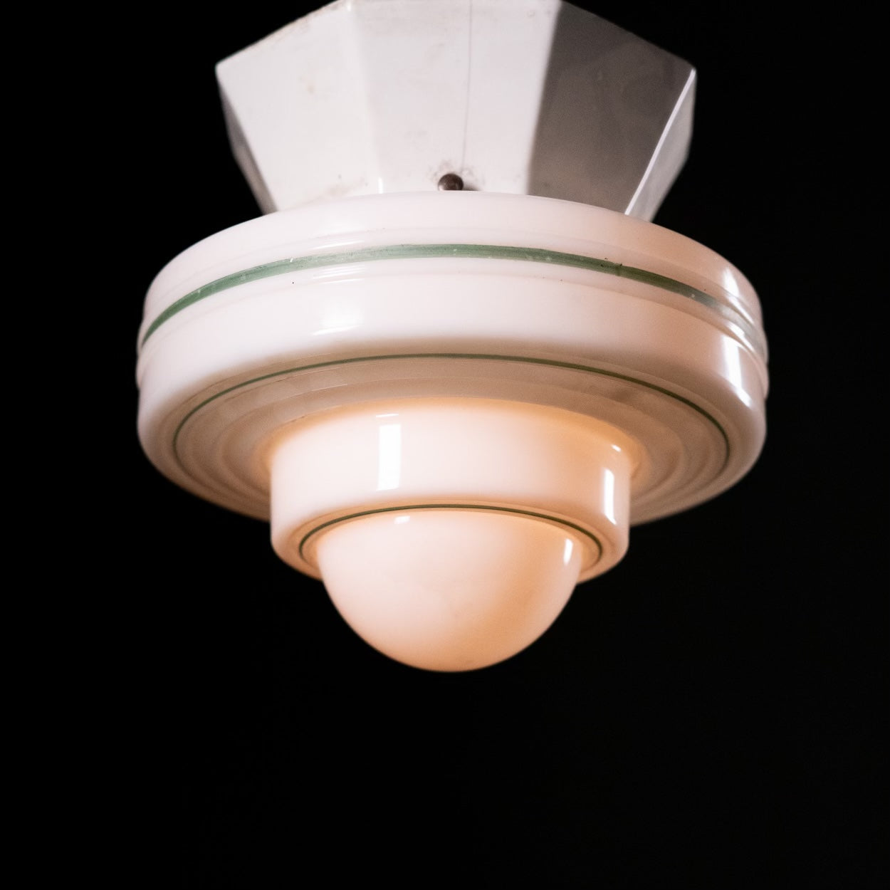 1920 single ART DECO FLUSHMOUNT LIGHT