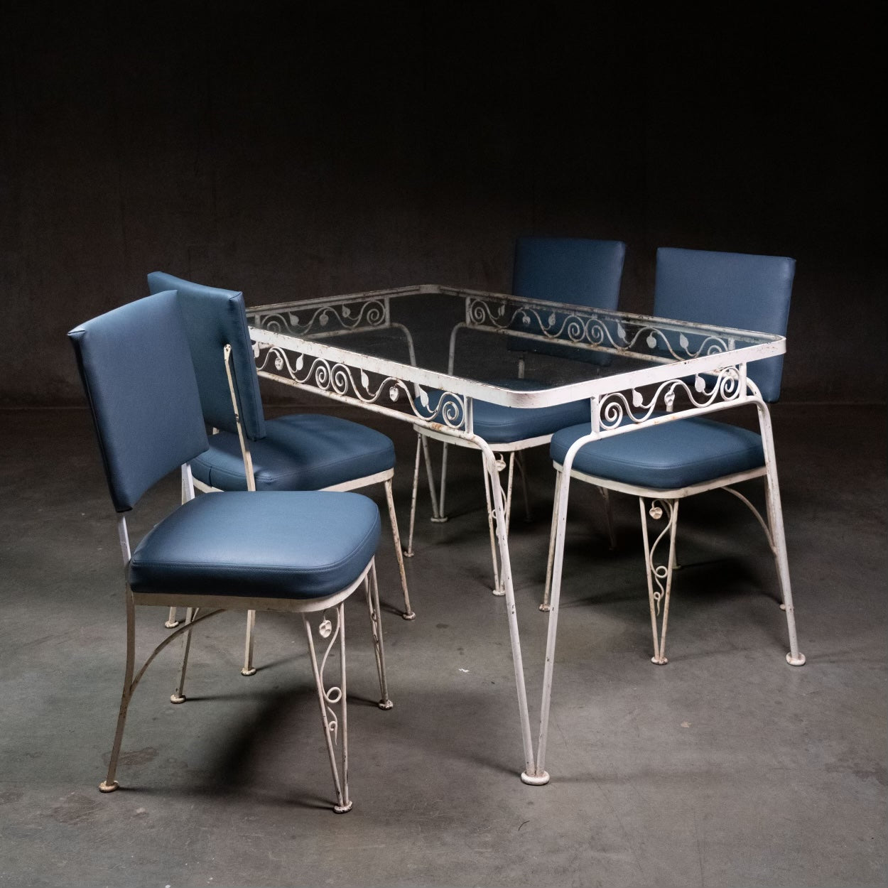 1930 outdoor iron patio set -VANCOUVER