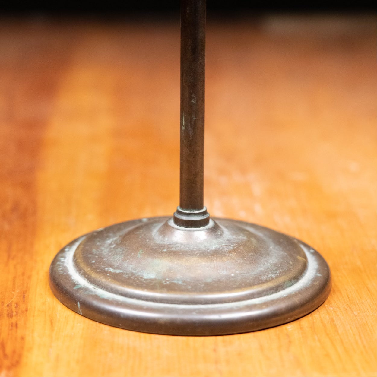 1900 Antique brass mirror oval swivel counter top mirror – Scott Landon