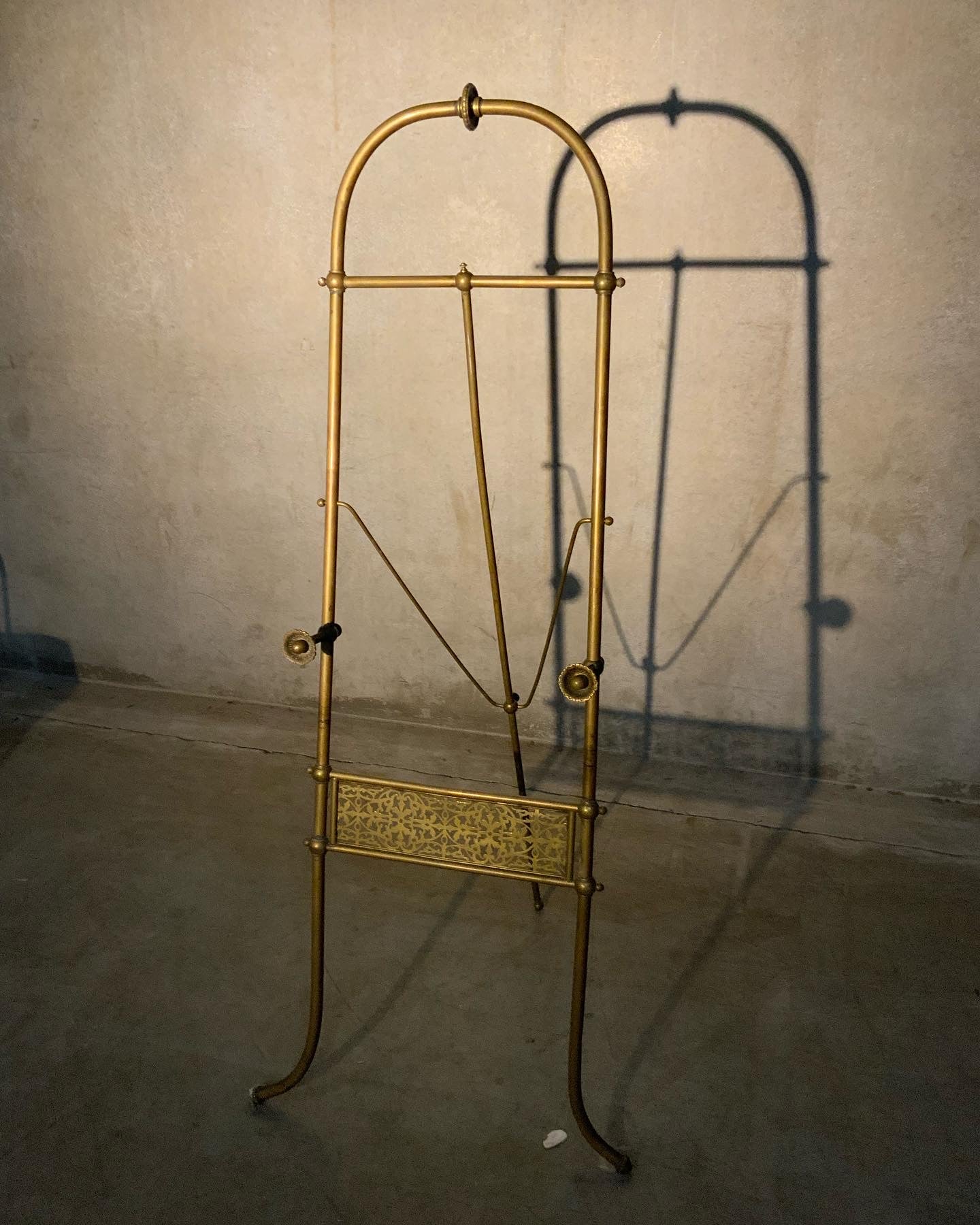 C 1900 Victorian brass Art Easel Display