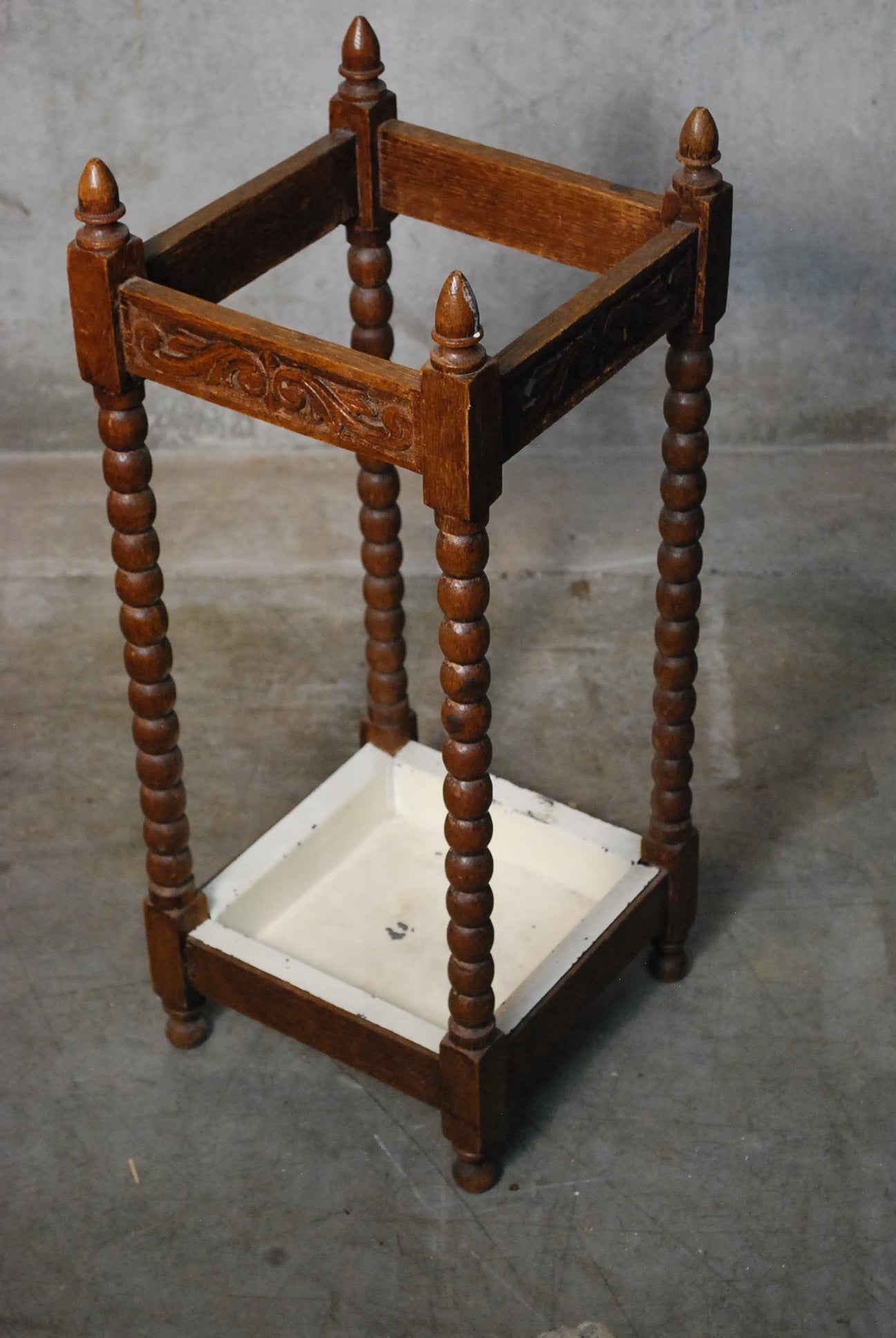 1910 ENGLISH Small umbrella stand | Scott Landon Antiques and Interiors.