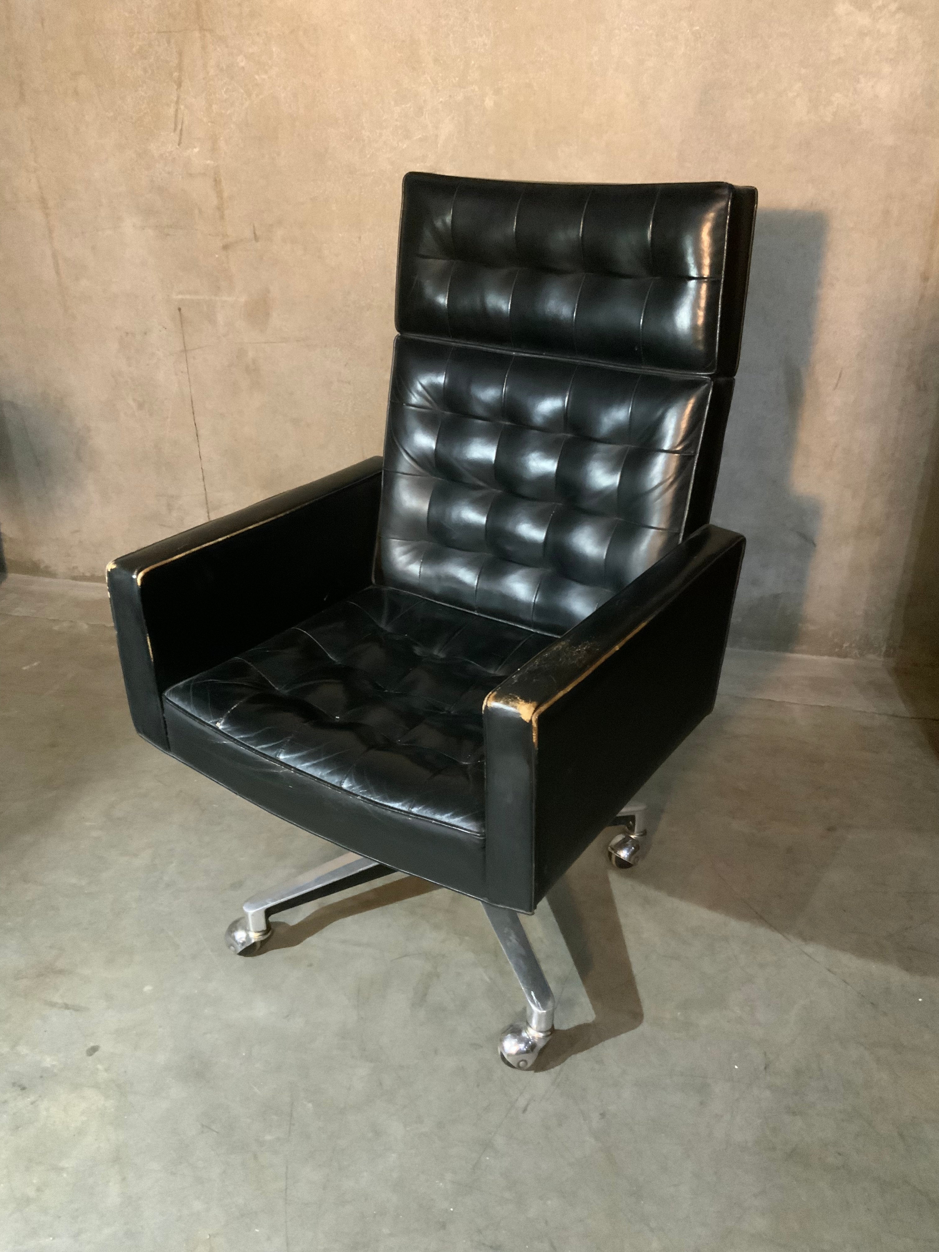 1960 executive leather desk chair by Knoll | Scott Landon Antiques and Interiors.