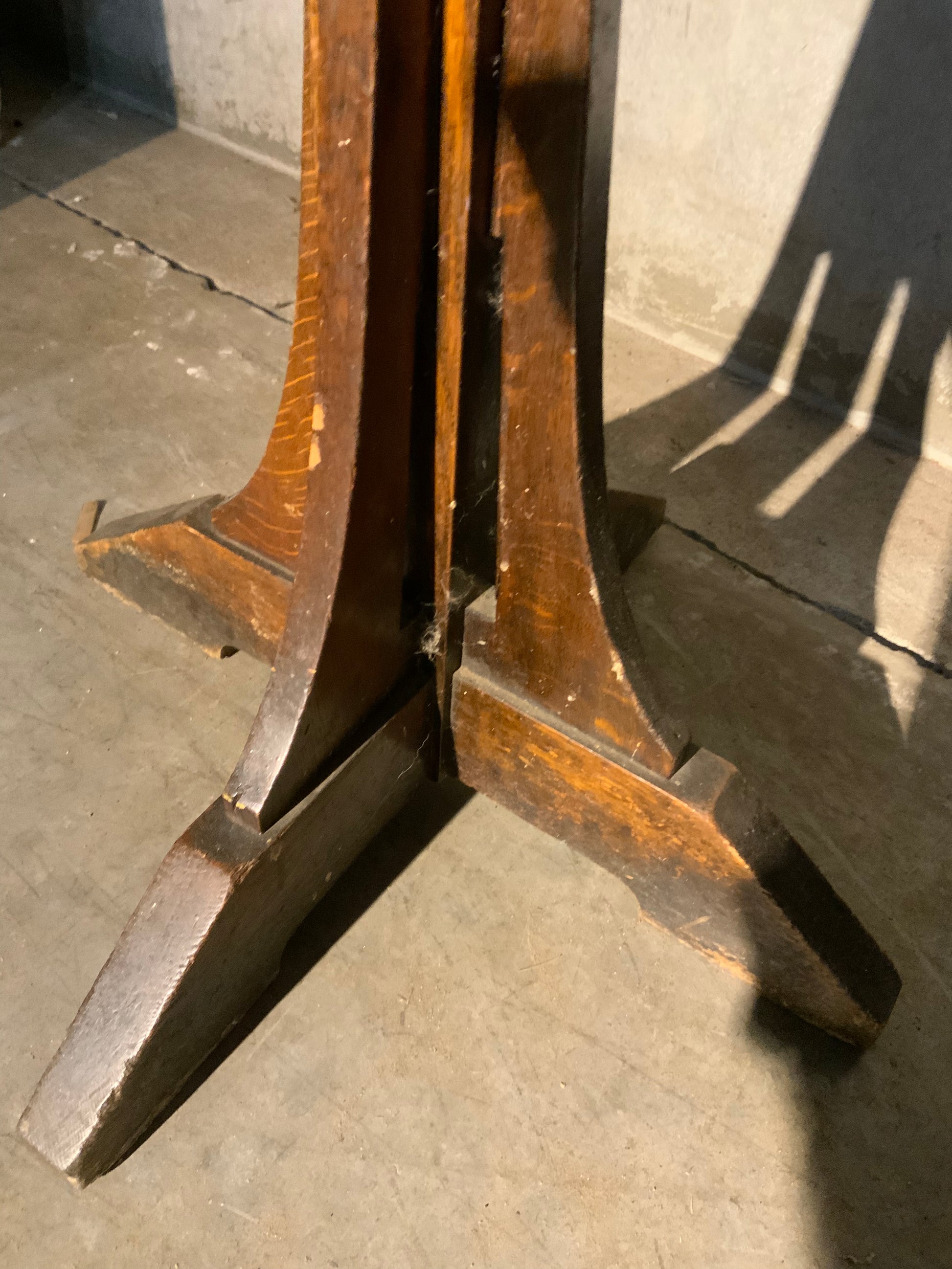 1920 craftsman oak  floor stand coat rack | Scott Landon Antiques and Interiors.