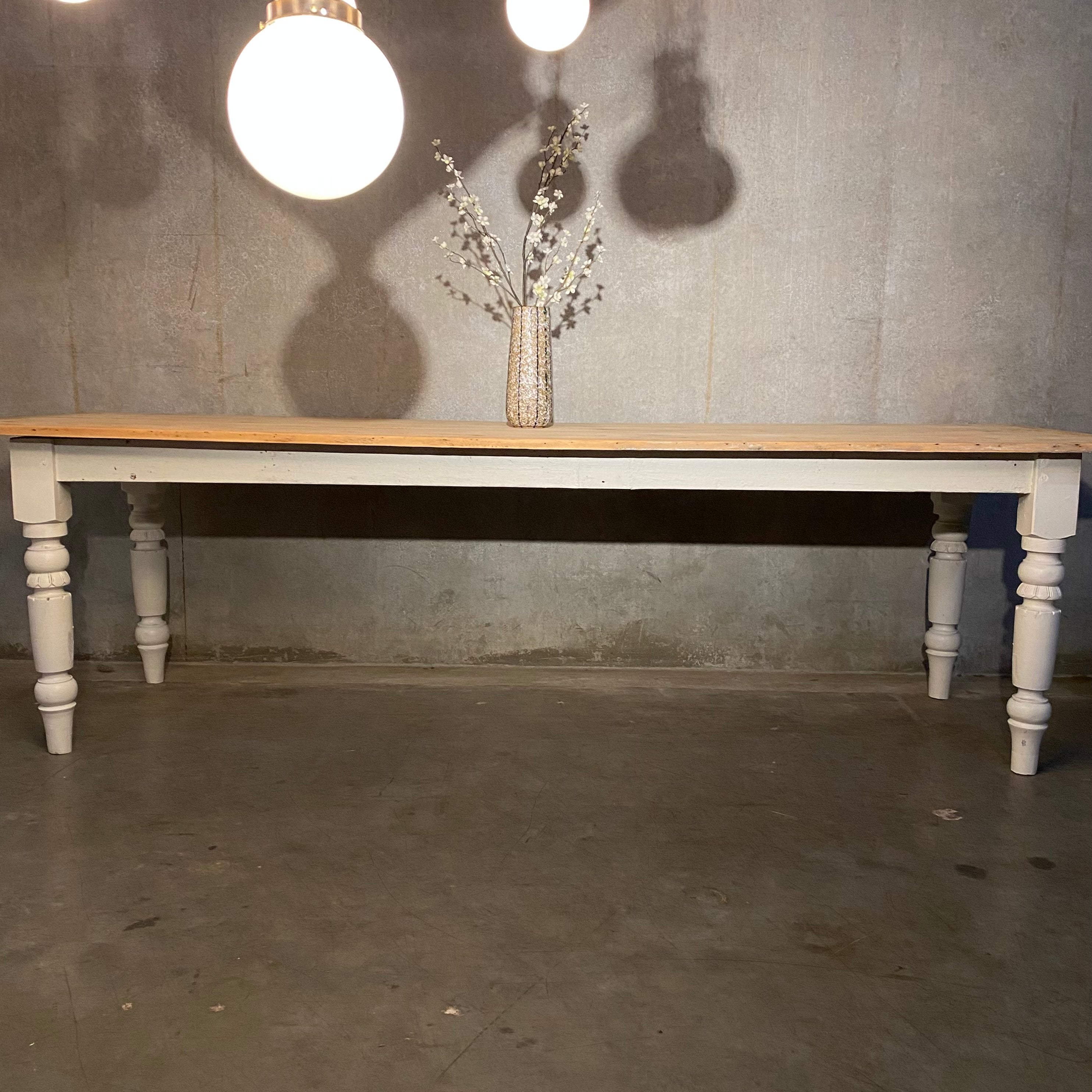 1900 pine Canadian convent dining table