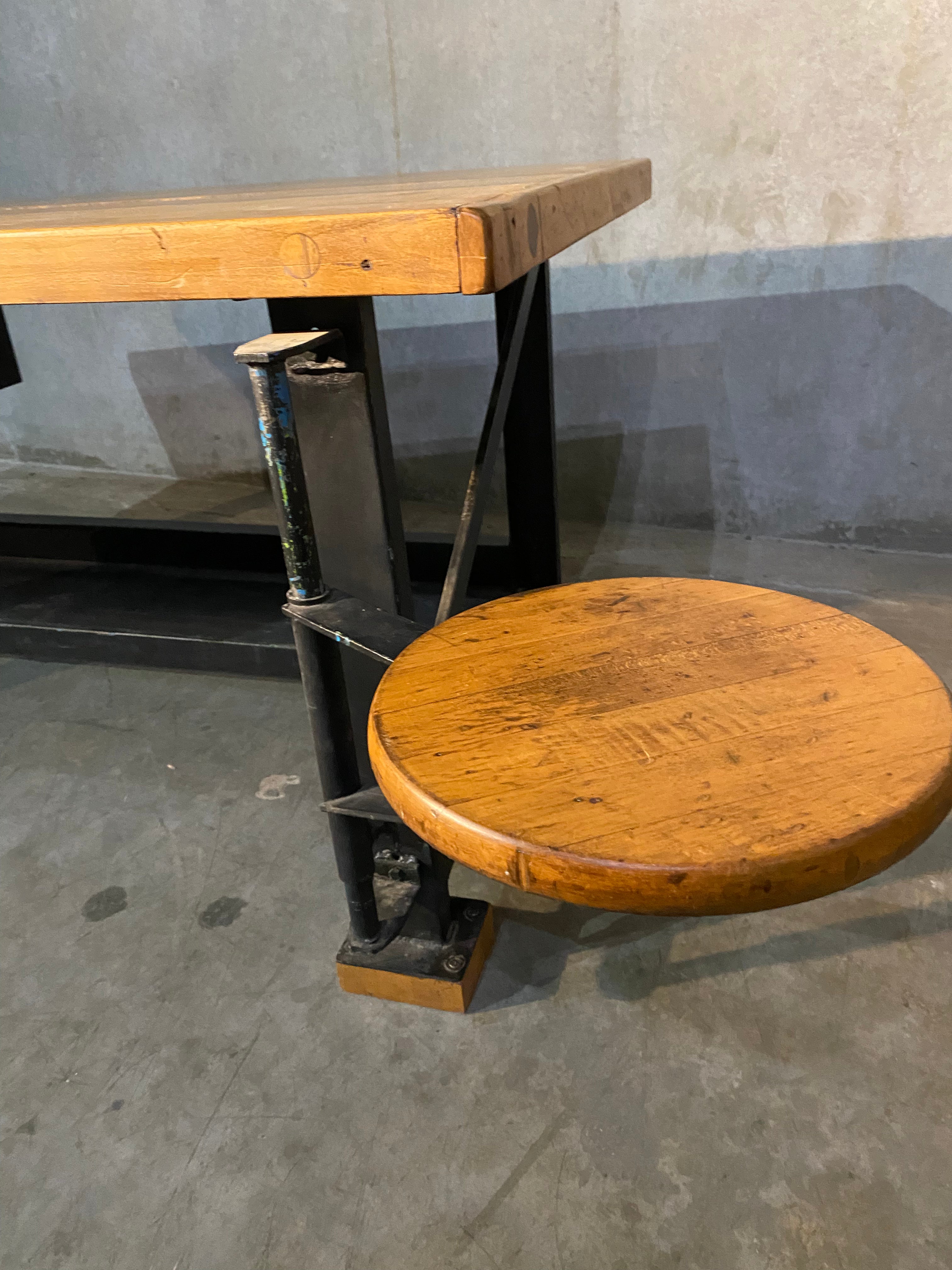 1940. Maple swing seat foreman’s desk